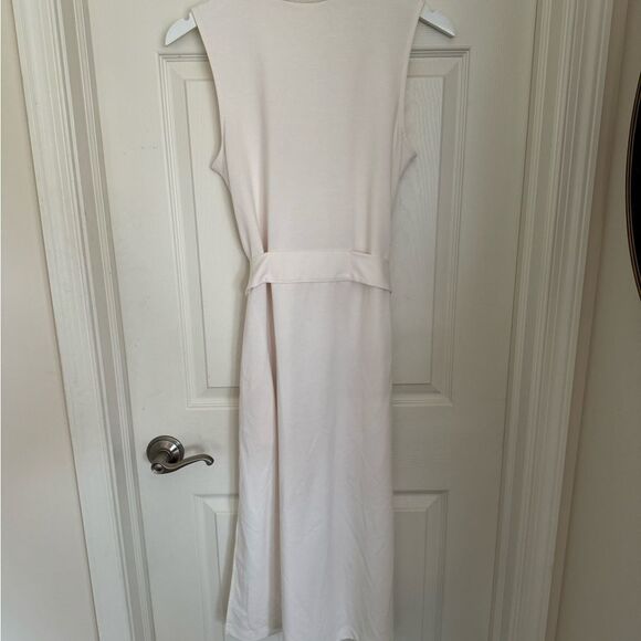 Prologue dress with belt (size small) - Picture 4 of 4